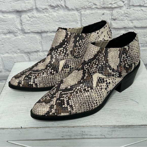 Steve Madden Lottie Snake Print Ankle Booties - Picture 5 of 15